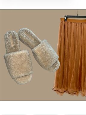 Veronica Beard Desiree Shearling Slides:Size 8.5